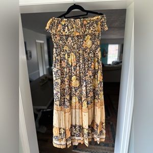 Spell smock floral strapless dress.  Size large.